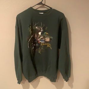 Hunter’s Rivals Crewneck